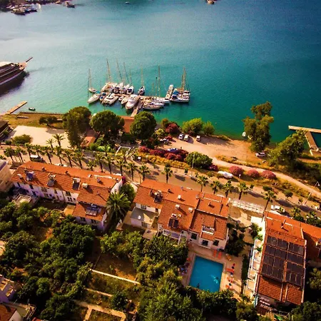 Levent Otel 2*