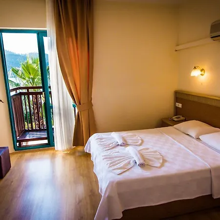 Levent Hotell 2*