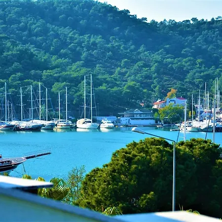 Levent Отель 2*