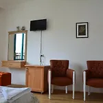 Ξενοδοχείο Levent 2*