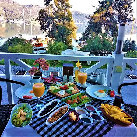 Hotel Levent